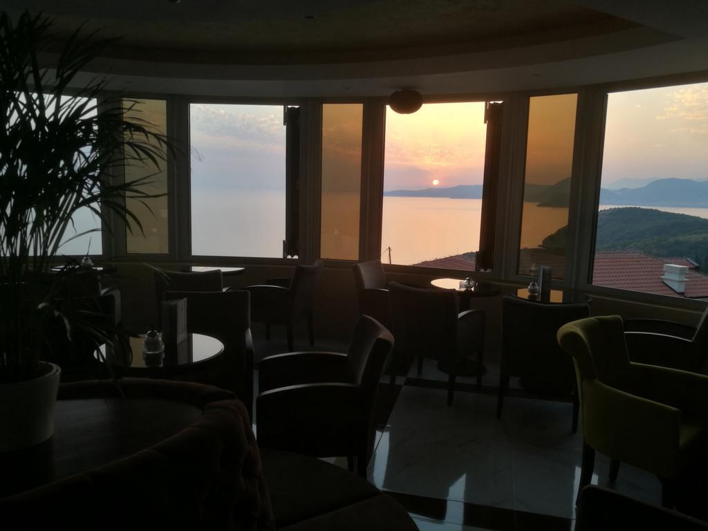 Apartments Drobni Pijesak Petrovac Exterior photo